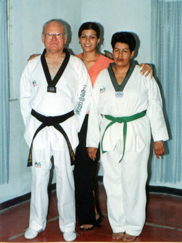 SERGIO, ROSARIO, Y PAULA